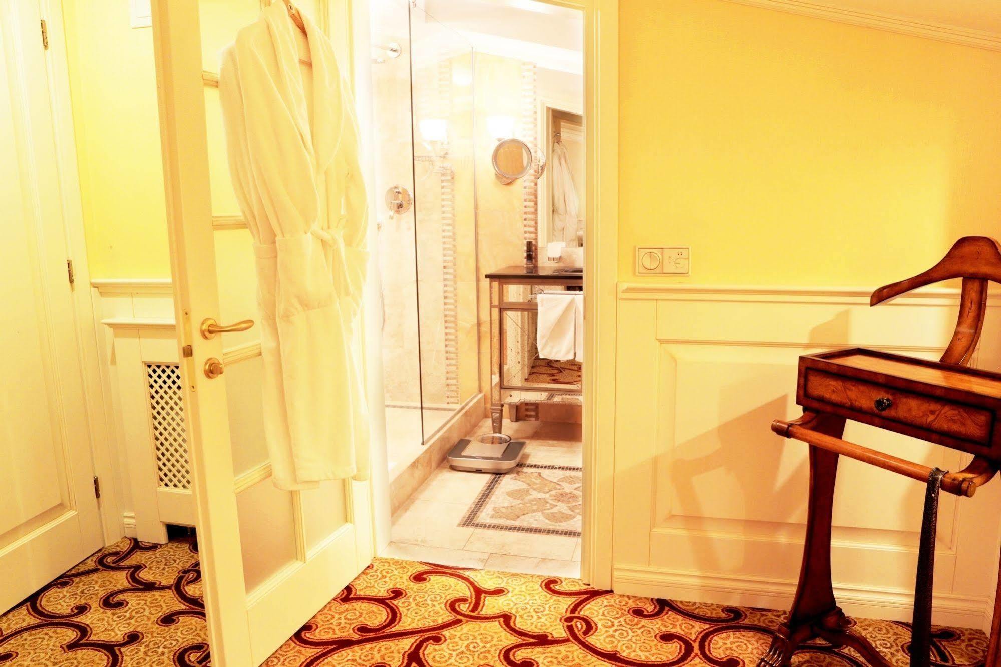 Ministerium Hotell Odessa Eksteriør bilde